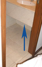 Photo 2 inaccessible toilet, not enough space under the Washbasin