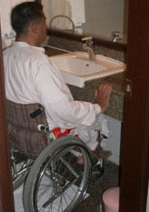 Photo 3 accessible toilet, washbasin at good height and enough space under